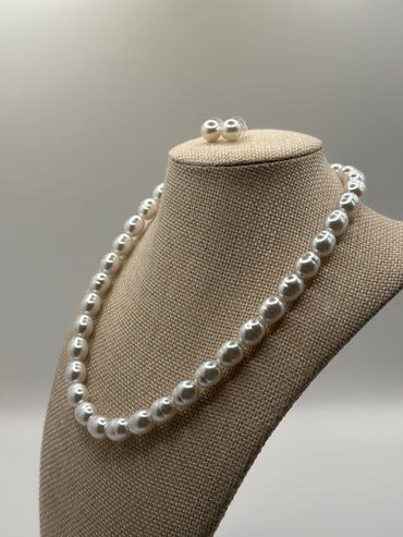 Pearl Necklace & Stud Earring Set | Classic White Imitation Pearls
