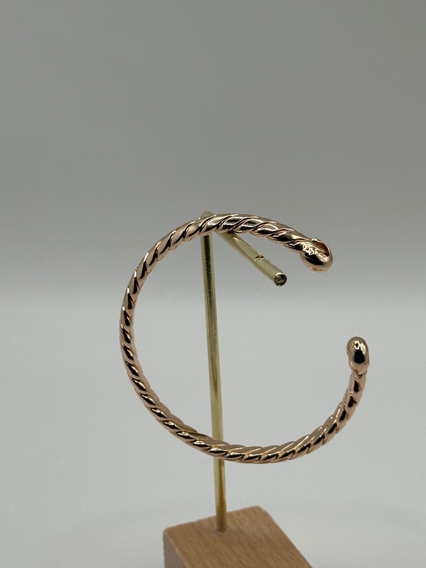 Rose Gold Twisted Cuff Bangle Bracelet | 18K Gold Filled Stainless Steel
