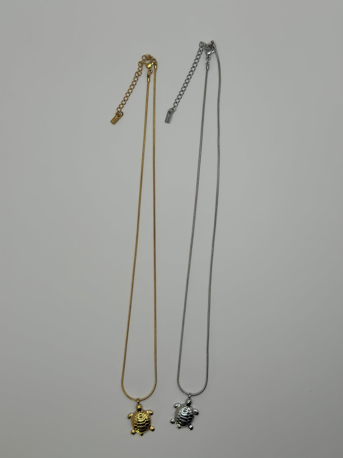 Sea Turtle Pendant Necklace – Dainty Snake Chain, Silver & Gold Tone