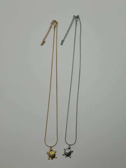 Sea Turtle Pendant Necklace – Dainty Snake Chain, Silver & Gold Tone