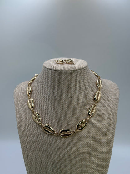 Gold Cowrie Shell Necklace & Earring Set | Gold-Plated Stainless Steel