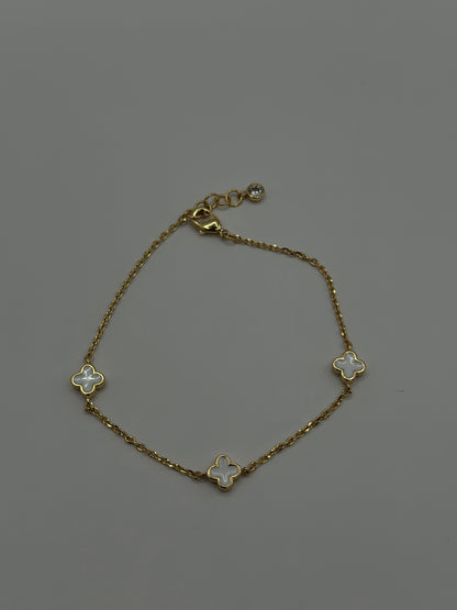 Gold-Dipped Clover Bracelet with White Inlay | Minimal Chain Jewelry